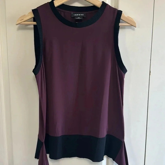 Tie back sleeveless blouse with tie back - Picture 2 of 4